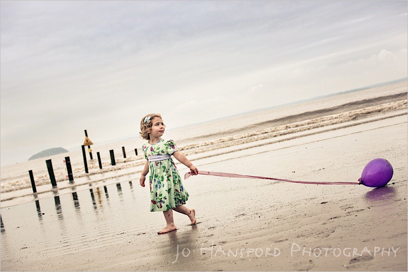 Family portrait Somerset – Poppy on the Beach