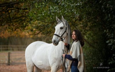 Seven great reasons why winter Equine photoshoots rock!